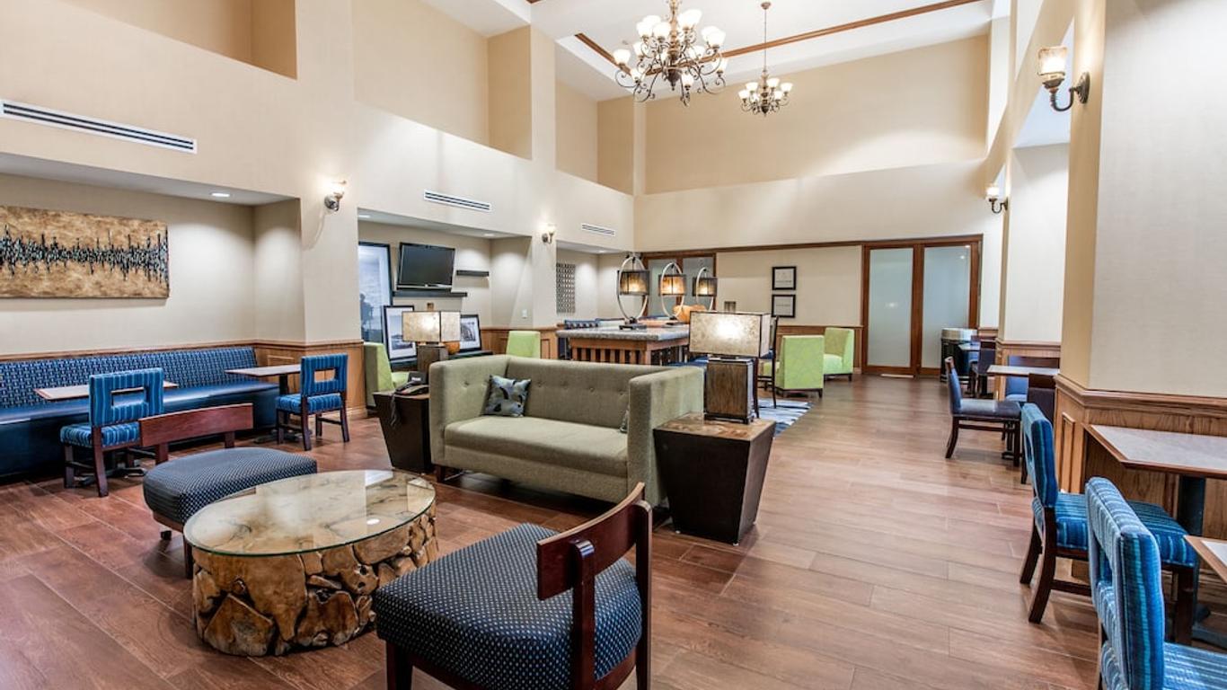 Hampton Inn Dallas-Rockwall