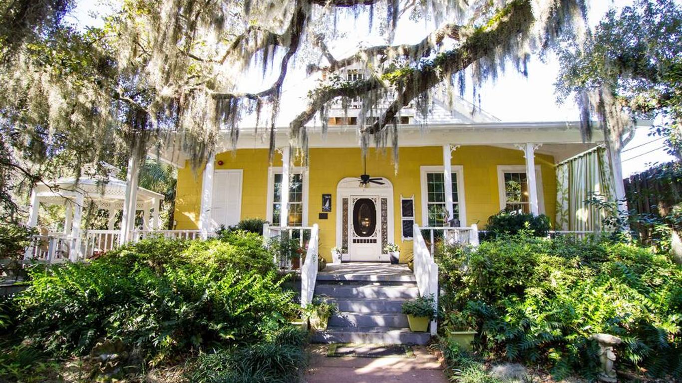 Tybee Island Inn Bed & Breakfast