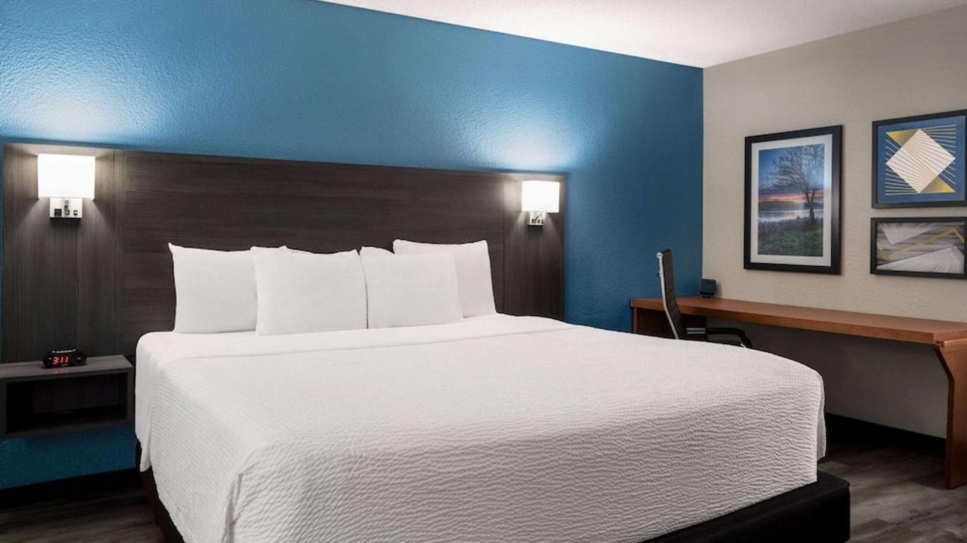 La Quinta Inn & Suites by Wyndham Chicago Tinley Park