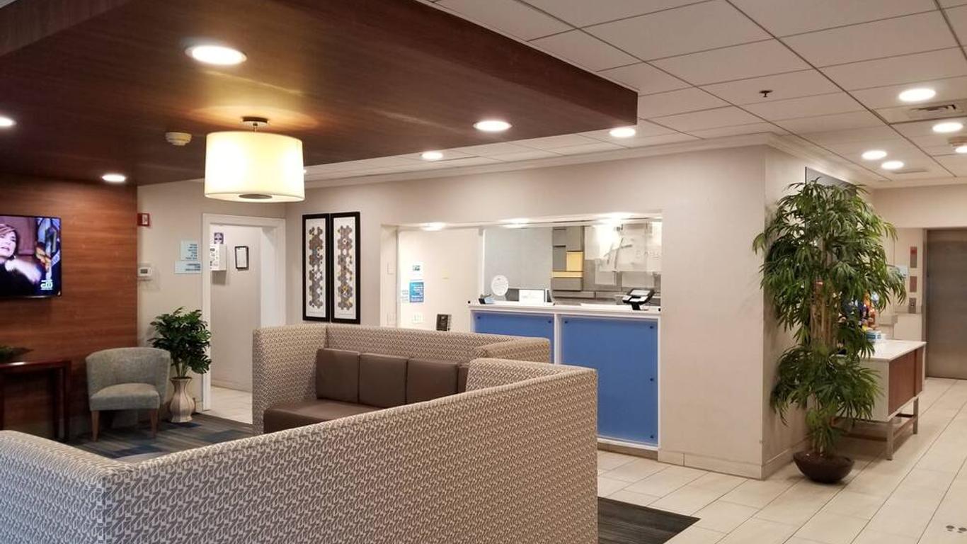 Holiday Inn Express Philadelphia NE - Langhorne