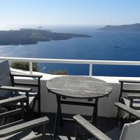 Yposkafo Suites - Villa - Santorini