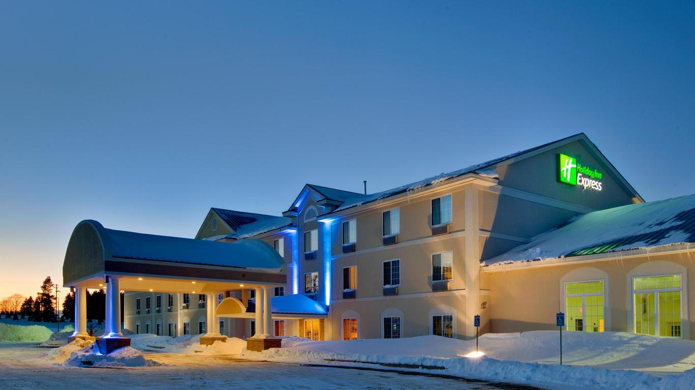 Holiday Inn Express & Suites Cadillac