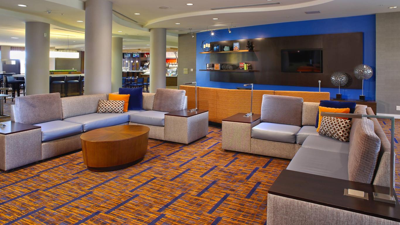 Courtyard by Marriott Hamilton