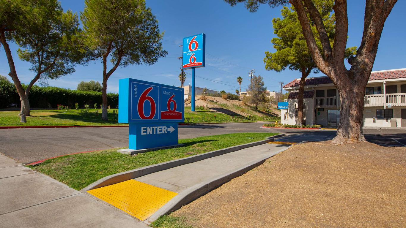 Motel 6 Barstow Ca