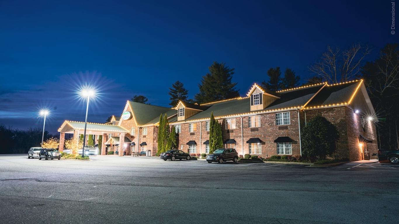 Mountain Inn & Suites Flat Rock